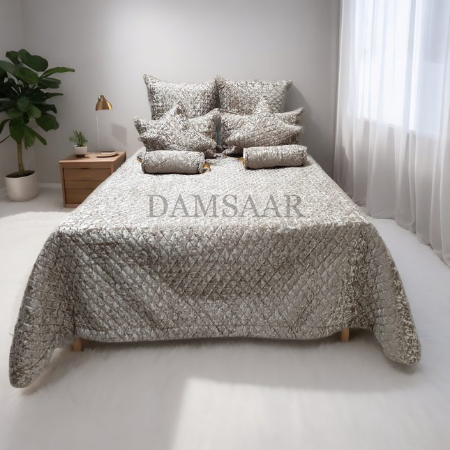 B2 - King 9pc Exclusive Velvet Bedspread Set
