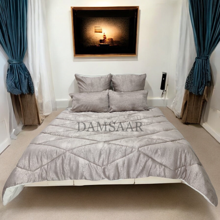 C18 -  Q5pc Comforter Set Jacquard Material