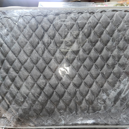 B1 - King 9pc Jacquard Bedspread