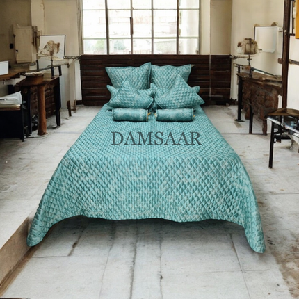B1 - King 9pc Jacquard Bedspread