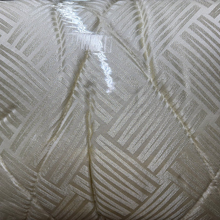 C18 -  Q5pc Comforter Set Jacquard Material