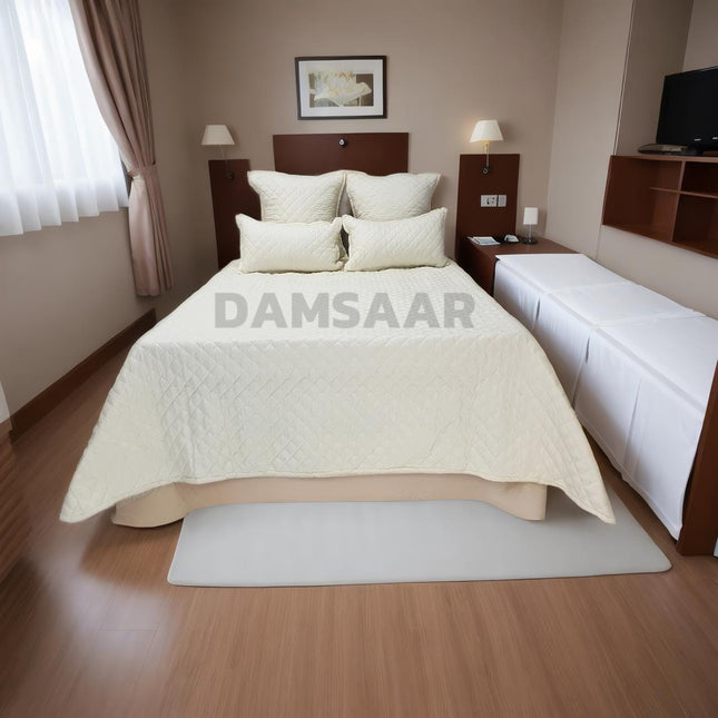 B18 - King 5pc Bedspread Stripe - Box Packing - Promotion