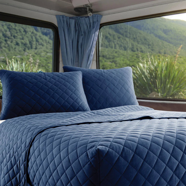 <h3>Bedspreads</h3>