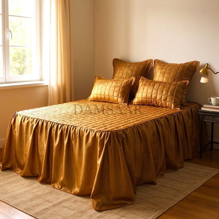 B45 - Queen 5pc Bedspreads bf velvet