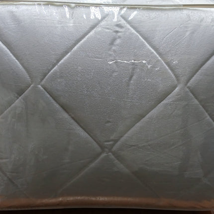 C20- New K5pc Jacquard Comforter Set.