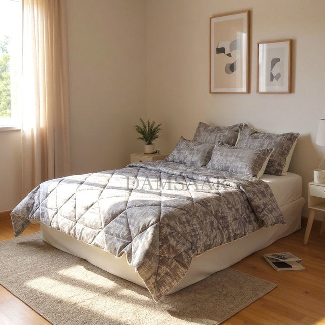 C18 -  Q5pc Comforter Set Jacquard Material