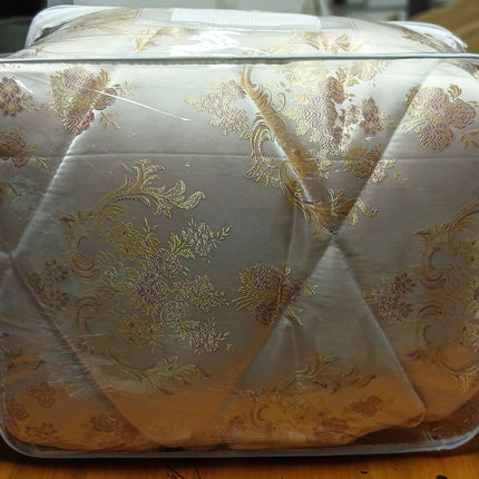 C18 -  Q5pc Comforter Set Jacquard Material