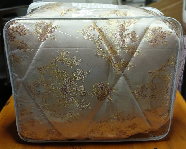 C18 -  Q5pc Comforter Set Jacquard Material