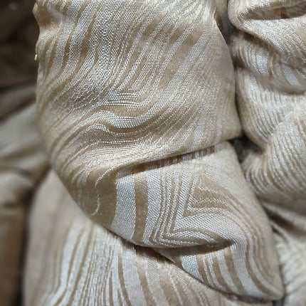 C20- New K5pc Jacquard Comforter Set.