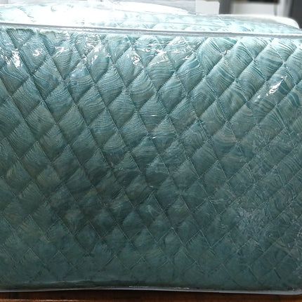 B1 - King 9pc Jacquard Bedspread