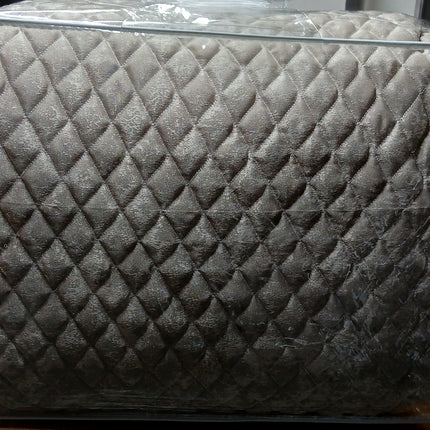 B1 - King 9pc Jacquard Bedspread